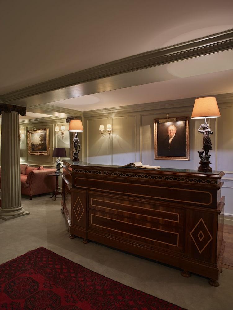 Hotel Batty Langley'S Londýn Exteriér fotografie Reception desk